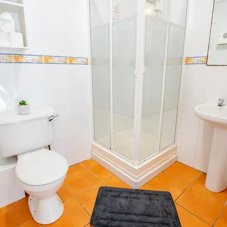 公寓 Superb 4 Bedroom In *