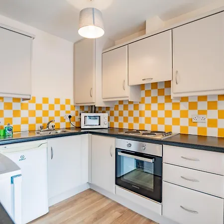 4 Bed - Perfect For 5 Guests Appartamento